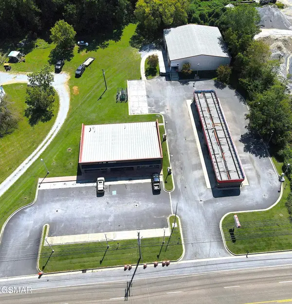 861 W Highway 25 70, Newport, TN 37821