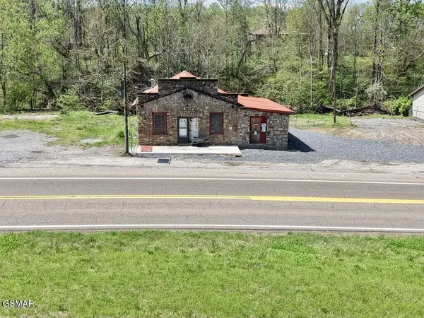 3925 Cosby Highway, Cosby, TN 37722