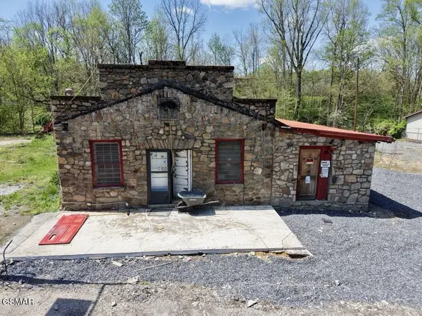3925 Cosby Highway, Cosby, TN 37722