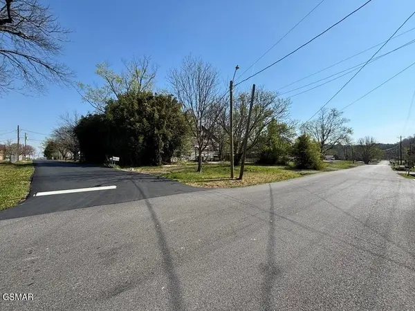 200 Caton Road, Sevierville, TN 37862