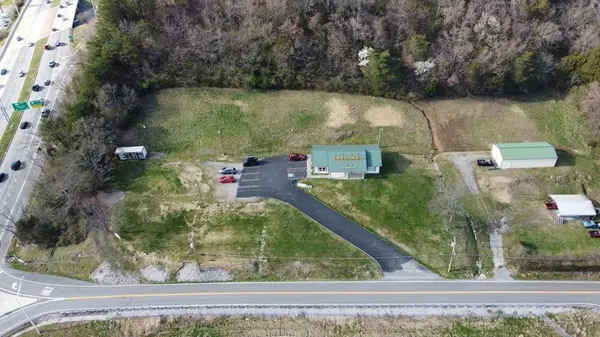 2625 Greenway Drive, Knoxville, TN 37918