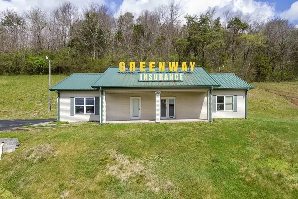 2625 Greenway Drive, Knoxville, TN 37918