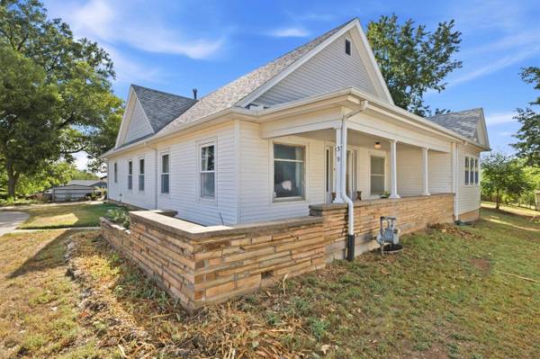 319 E Copeland, Kingman, KS 67068