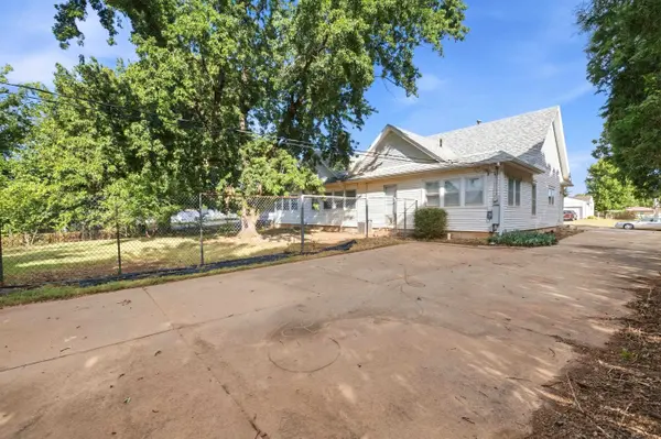 319 E Copeland, Kingman, KS 67068
