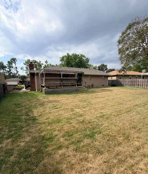 2323 Northwood Lane, Salina, KS 67401