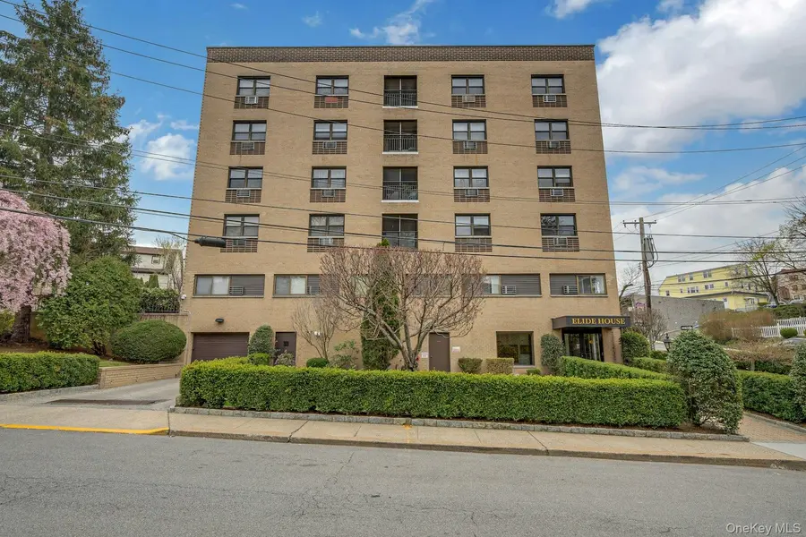 2 Park AVE #2C, Eastchester, NY 10709