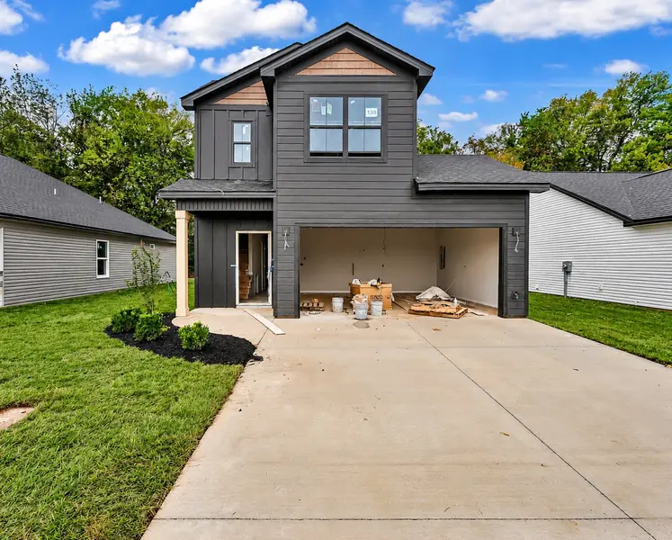 1034 Cadence Ct, Clarksville, TN 37042
