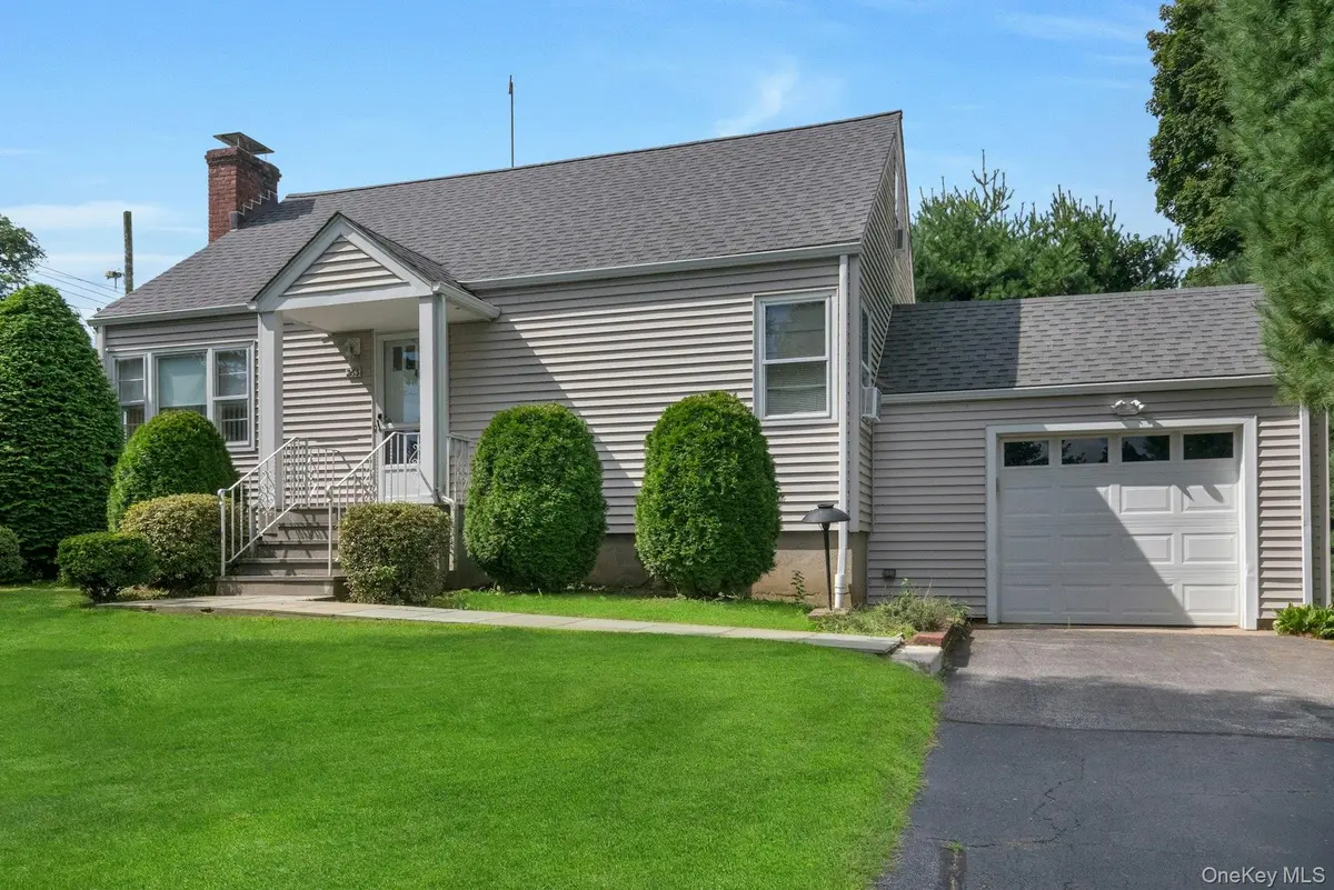 263 Pythian AVE, Hawthorne, NY 10532