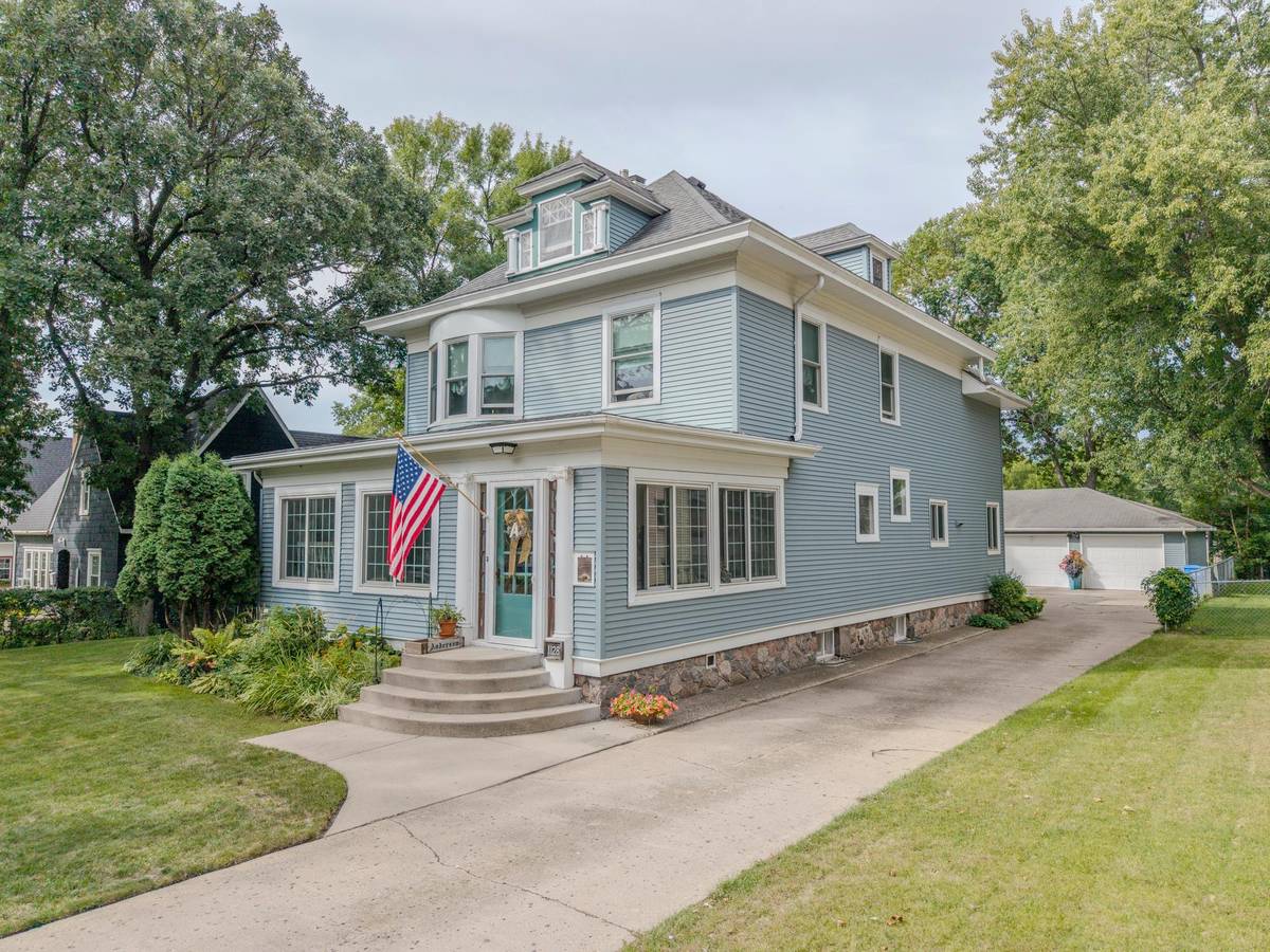 1128 Summit AVE, Detroit Lakes, MN 56501