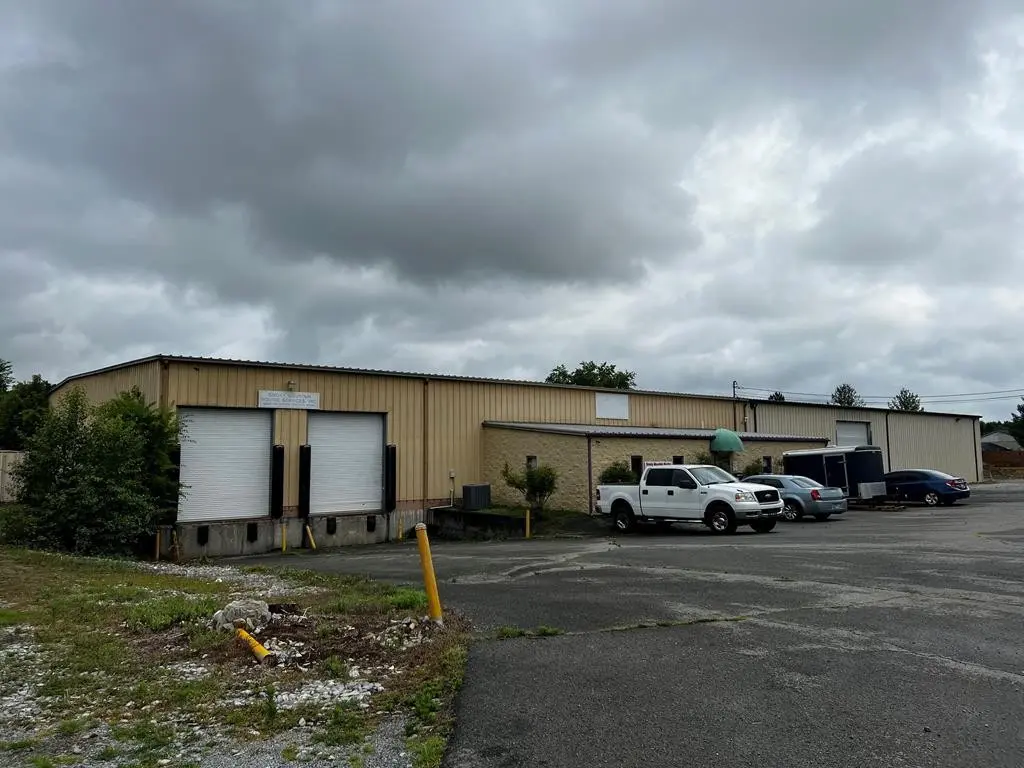2664 Old Newport Highway, Sevierville, TN 37876