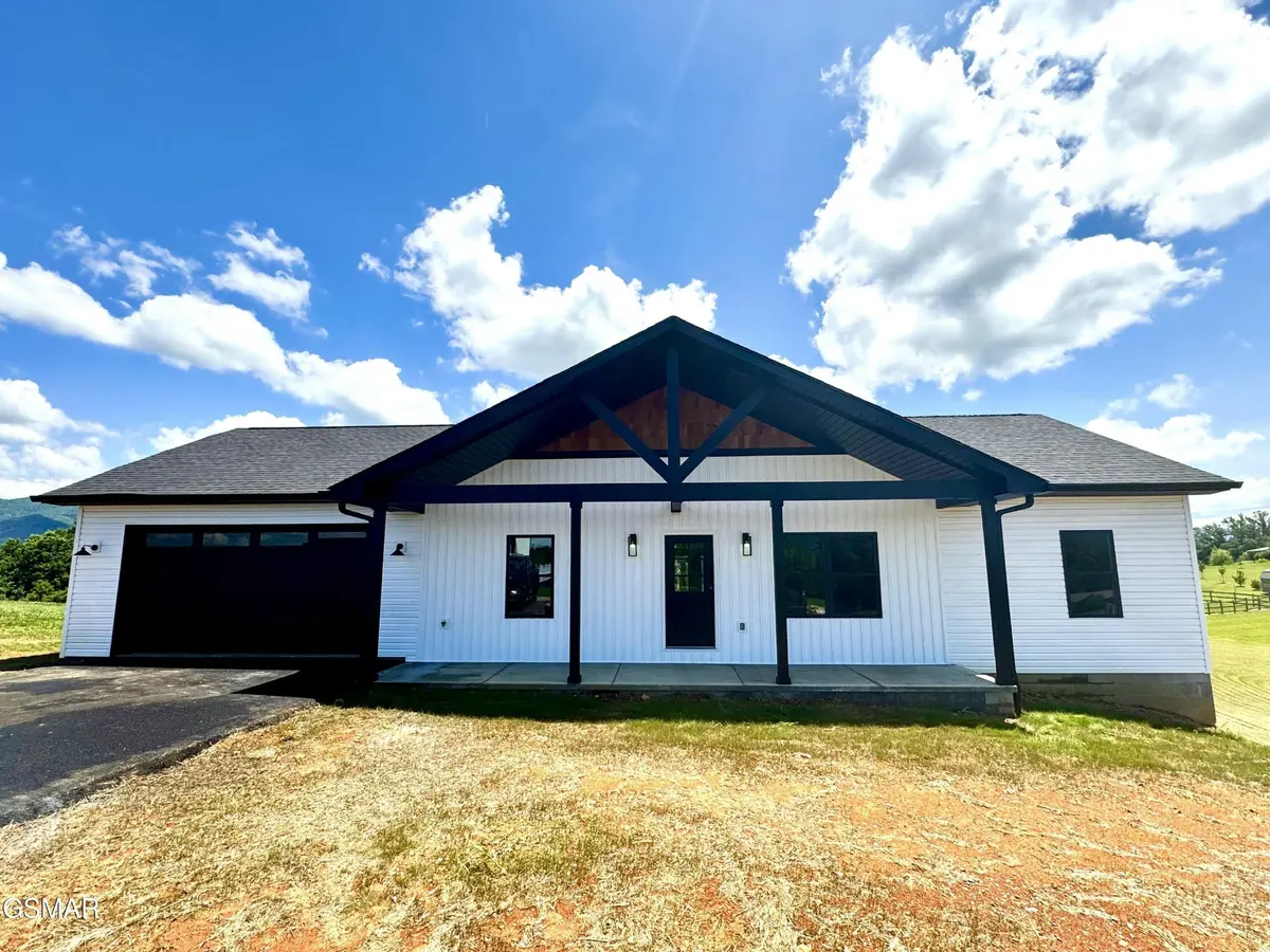 3016 Easy Going Lane, Newport, TN 37821