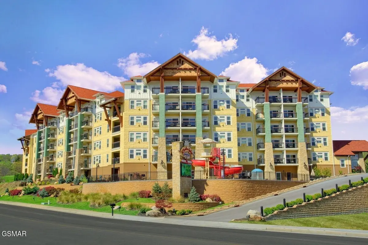 3415 Teaster Lane #401, Pigeon Forge, TN 37863