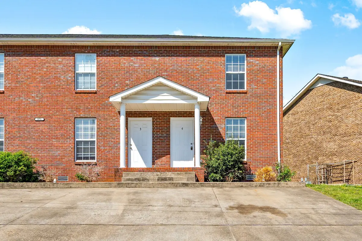 375 Peabody Dr #2, Clarksville, TN 37042