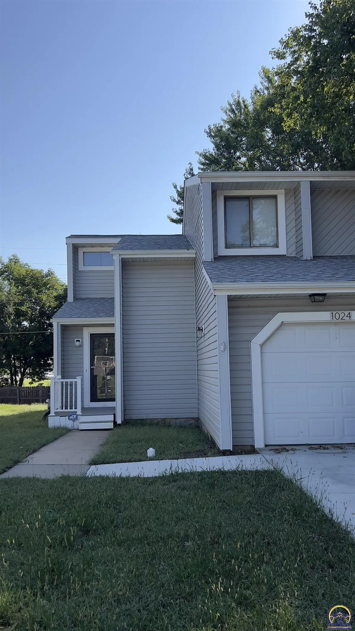 1024 SW Belle AVE, Topeka, KS 66604