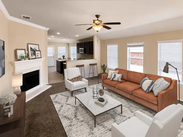 516 Cheyenne Drive, Aubrey, TX 76227
