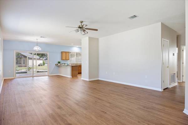 206 Montley TRL, Georgetown, TX 78633