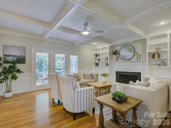 2503 Winding Oak DR, Charlotte, NC 28270