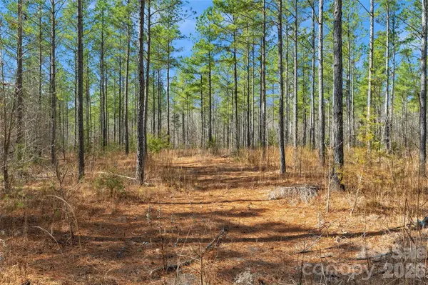 000 Peacehaven RD #8, Mcconnells, SC 29726