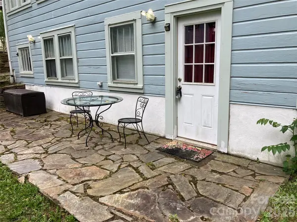 200 Courtland PL, Asheville, NC 28801