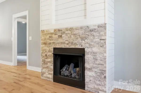 1860 Twin Lakes RD, Rock Hill, SC 29732