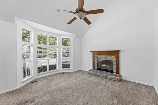 8007 W 148th TER, Overland Park, KS 66223