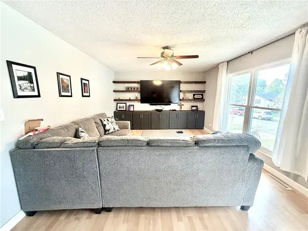 424 Lisa LN, Maryville, MO 64468