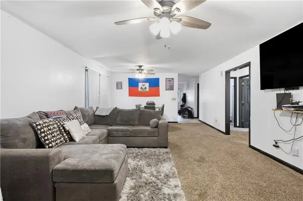 803 E 10th ST, Pittsburg, KS 66762