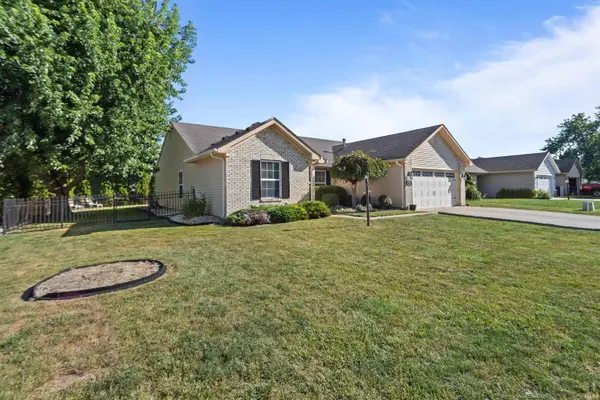 825 Springwater RD, Kokomo, IN 46902