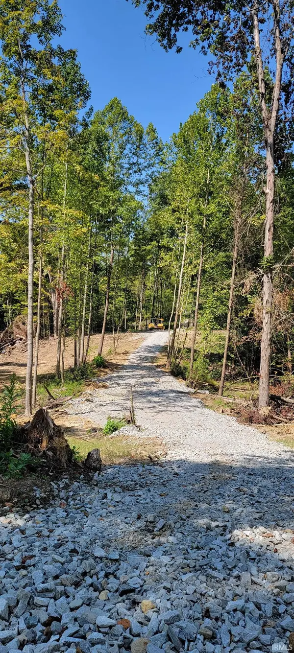Stephanie CT, Solsberry, IN 47459