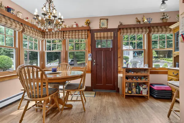 3112 Donald CT, Mohegan Lake, NY 10547