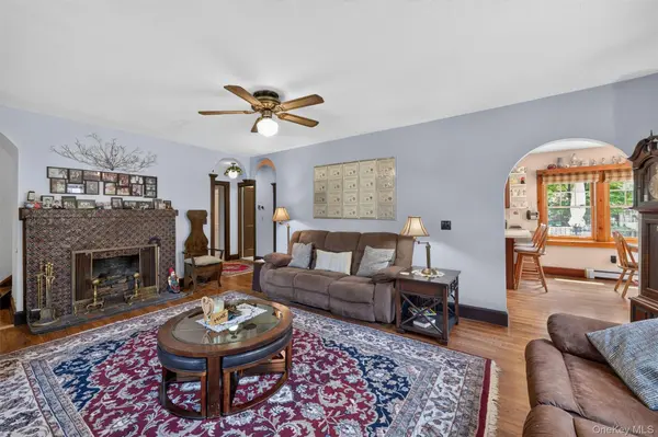 3112 Donald CT, Mohegan Lake, NY 10547