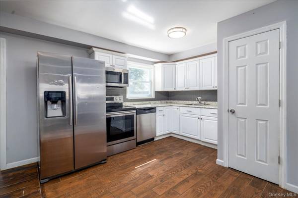 729 Arcadian AVE, Valley Stream, NY 11580