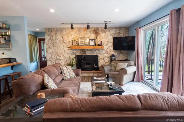 140 Starlight DR, Monticello, NY 12701