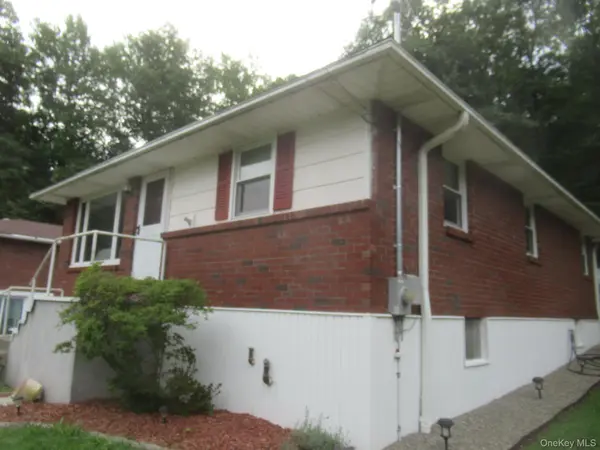 80 Greenwood DR, Beacon, NY 12508