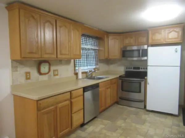 80 Greenwood DR, Beacon, NY 12508
