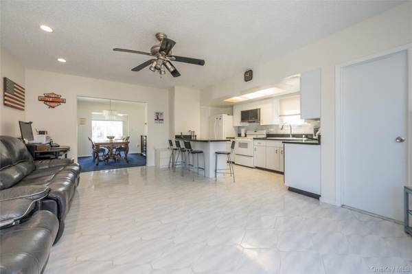 3124 Ralph AVE, Oceanside, NY 11572