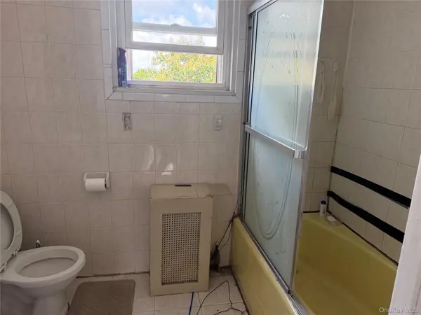 87-62 133 ST, Richmond Hill, NY 11418
