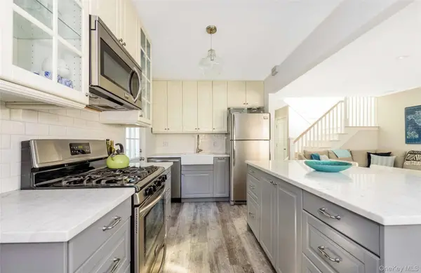96 Coronado ST, Atlantic Beach, NY 11509