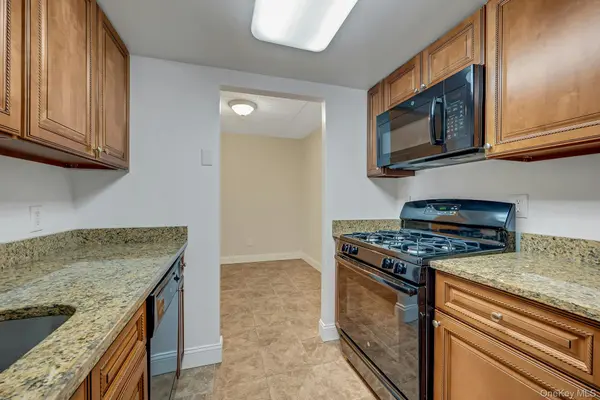 2 Park AVE #2C, Eastchester, NY 10709