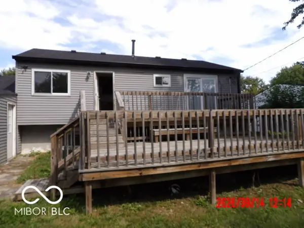 585 Northgate DR, Greenwood, IN 46143