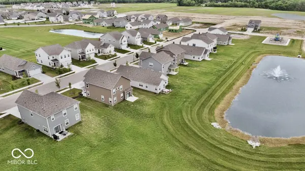 1914 Victor Higgins DR, Shelbyville, IN 46176