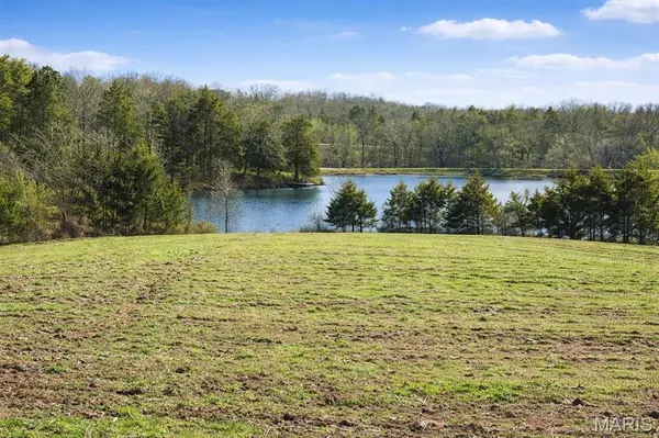 010 Hidden Hills, Washington, MO 63090