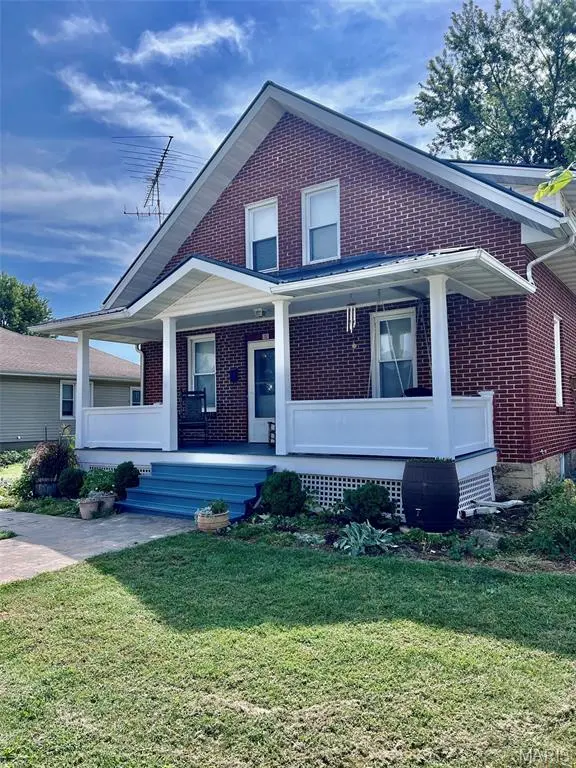 202 E Jefferson AVE, Owensville, MO 65066