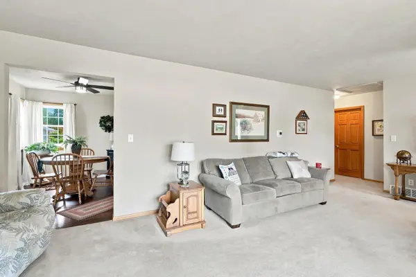 2602 43rd ST, Moline, IL 61265