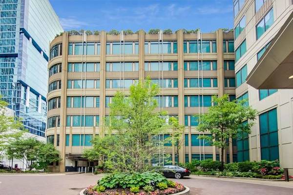 400 N Lasalle DR #1303, Chicago, IL 60654