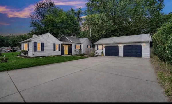 2696 Edgewood ST, Portage, IN 46368