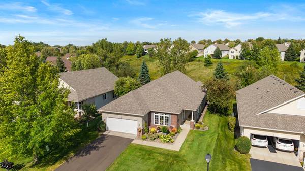 19110 Inndale DR, Lakeville, MN 55044