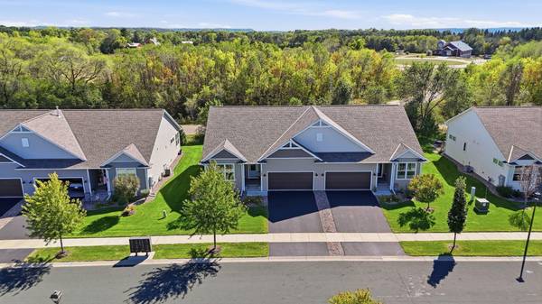 1584 Southpoint DR, Hudson, WI 54016