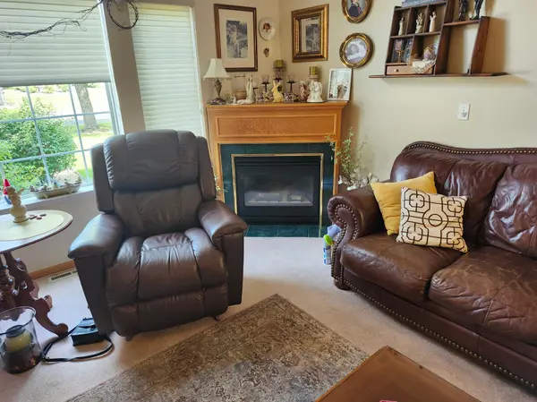 3228 49th ST NW, Rochester, MN 55901