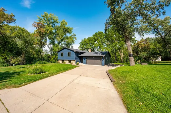 12630 28th AVE N, Plymouth, MN 55441
